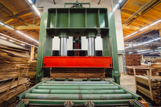 HYDRAULIC AND MECHANICAL PRESSES